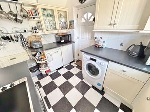 Capenhurst Lane Whitby